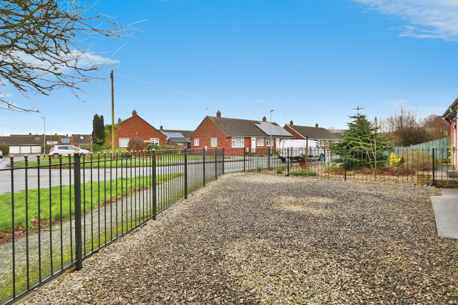 2 bed semi-detached bungalow for sale in Glebelands, Hull  - Property Image 12