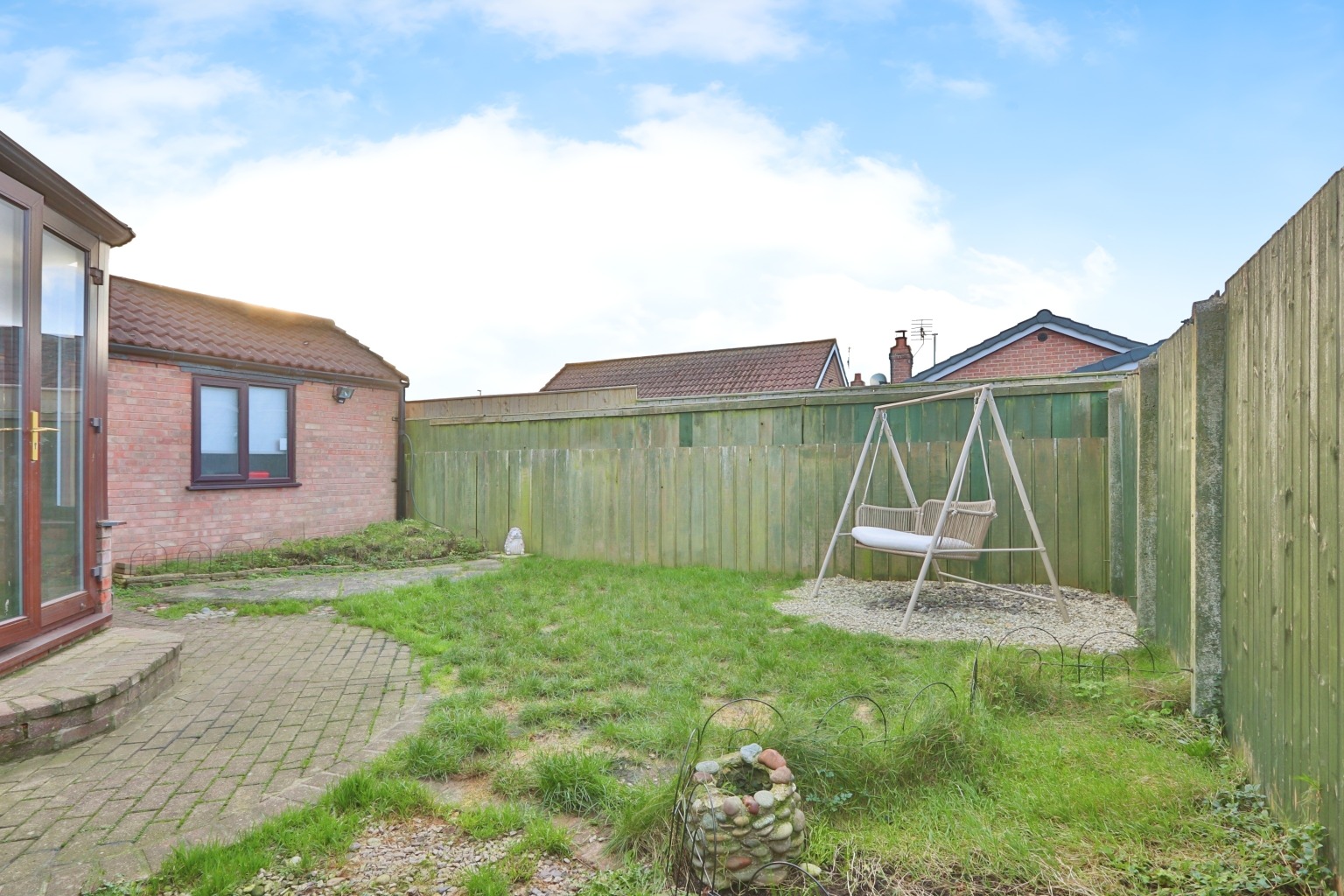 2 bed detached bungalow for sale in Hunter Close, Hull  - Property Image 12