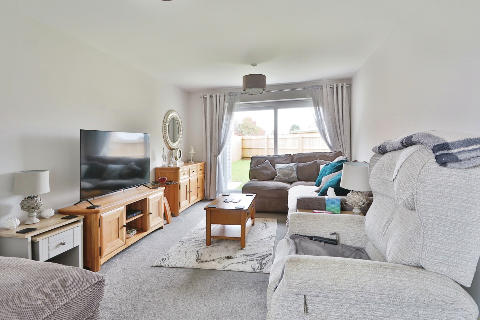 3 bed detached house for sale in Well Lane, Hull  - Property Image 2