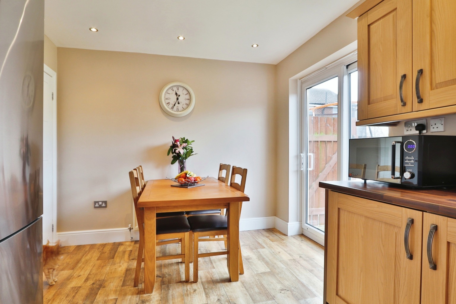 3 bed semi-detached house for sale in Andrew Lane, Hull  - Property Image 4