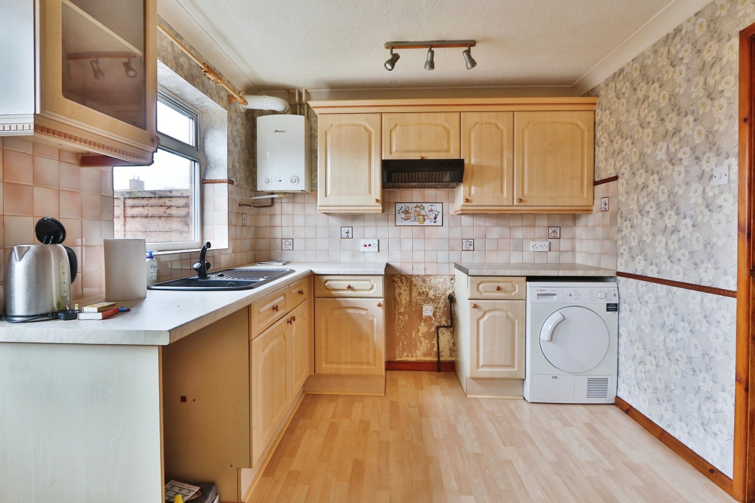 2 bed end of terrace house for sale in Wayfbain, Hull  - Property Image 3