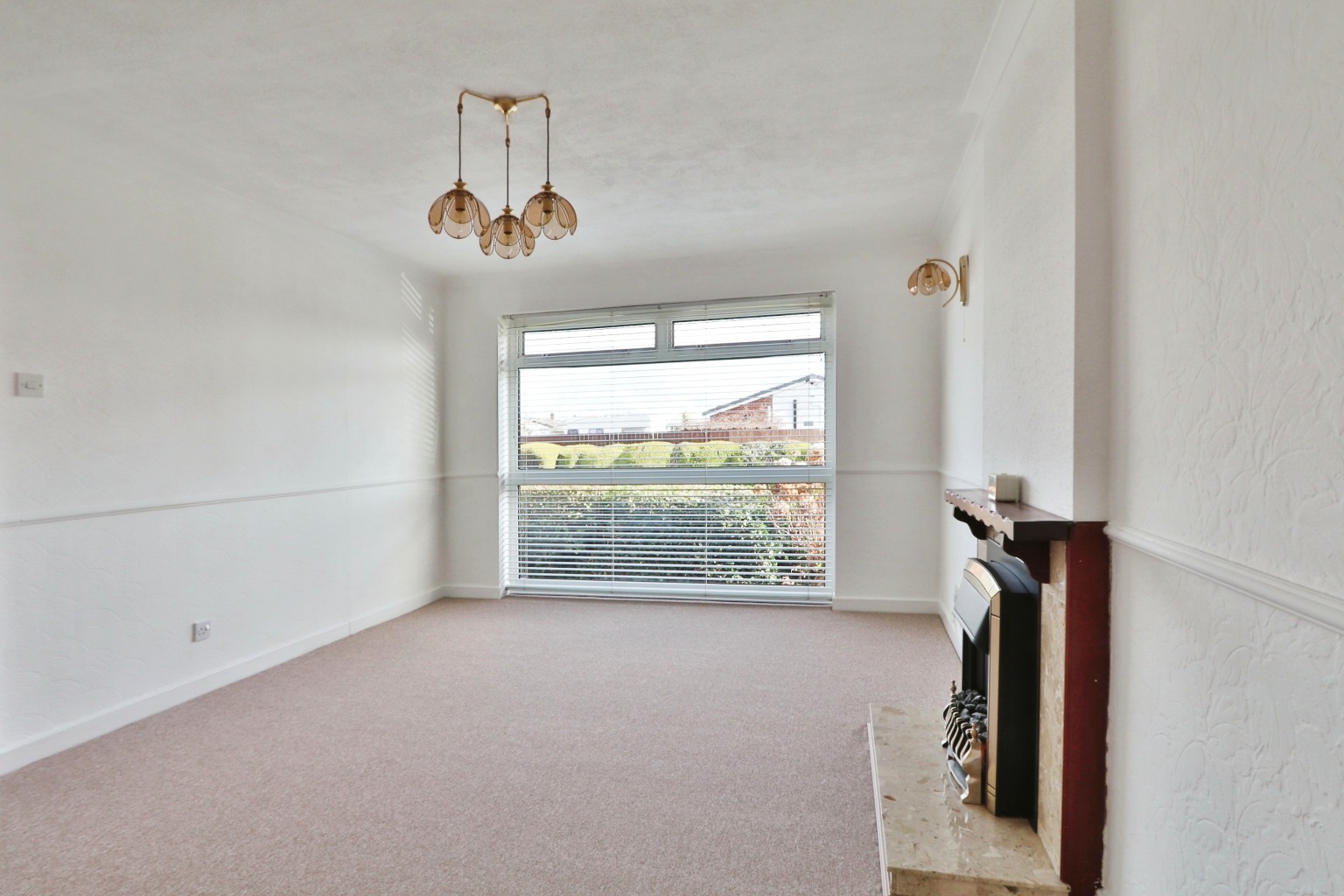 2 bed semi-detached bungalow for sale in Inmans Road, Hull  - Property Image 5