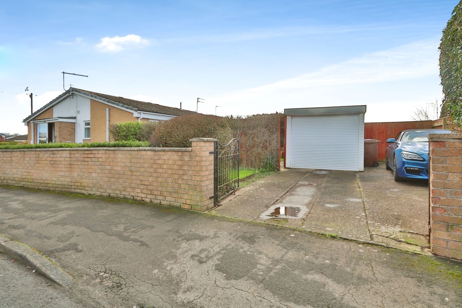 2 bed semi-detached bungalow for sale in Inmans Road, Hull  - Property Image 12