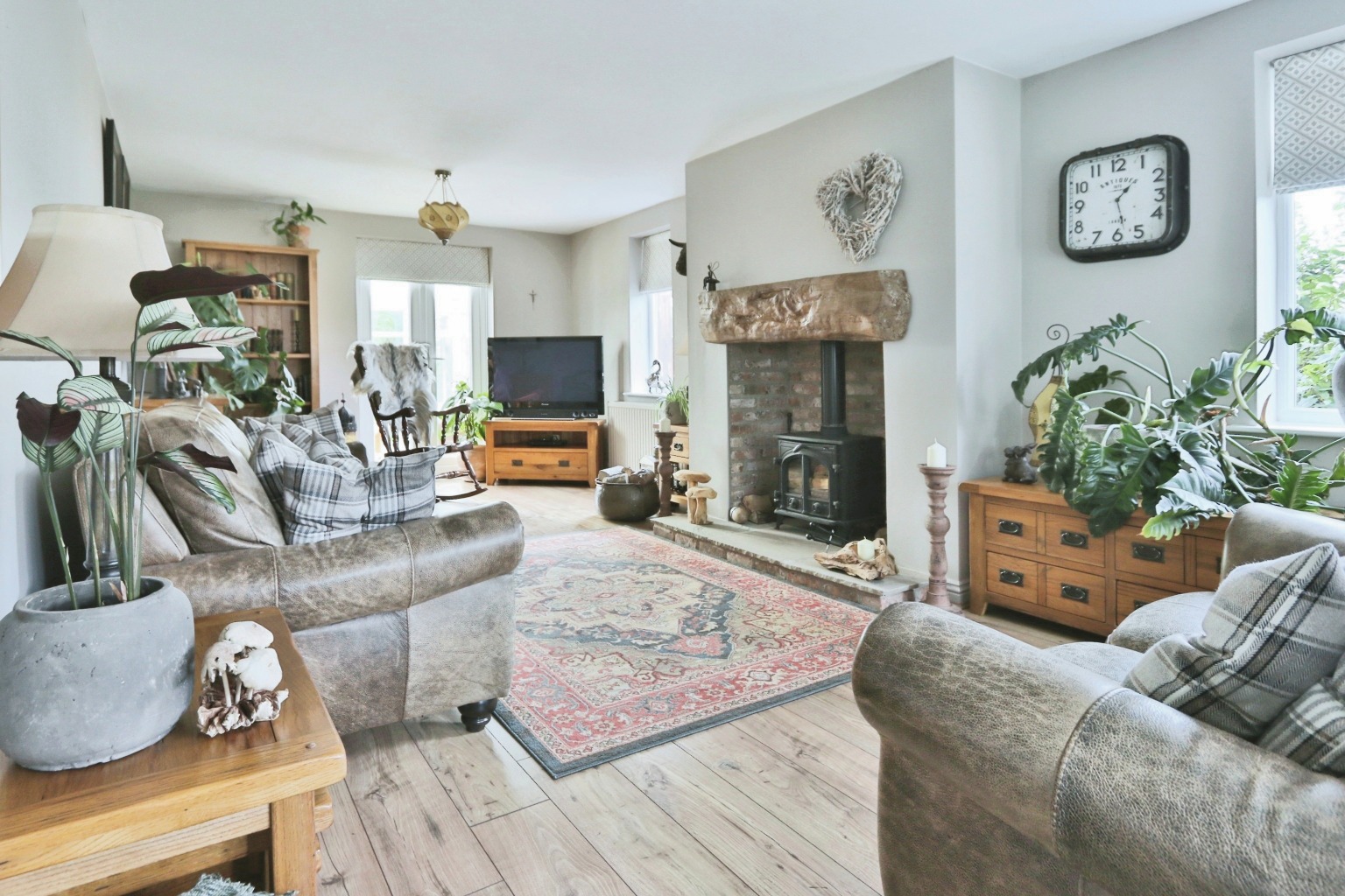 4 bed detached house for sale in North End Cottages, Hull  - Property Image 4