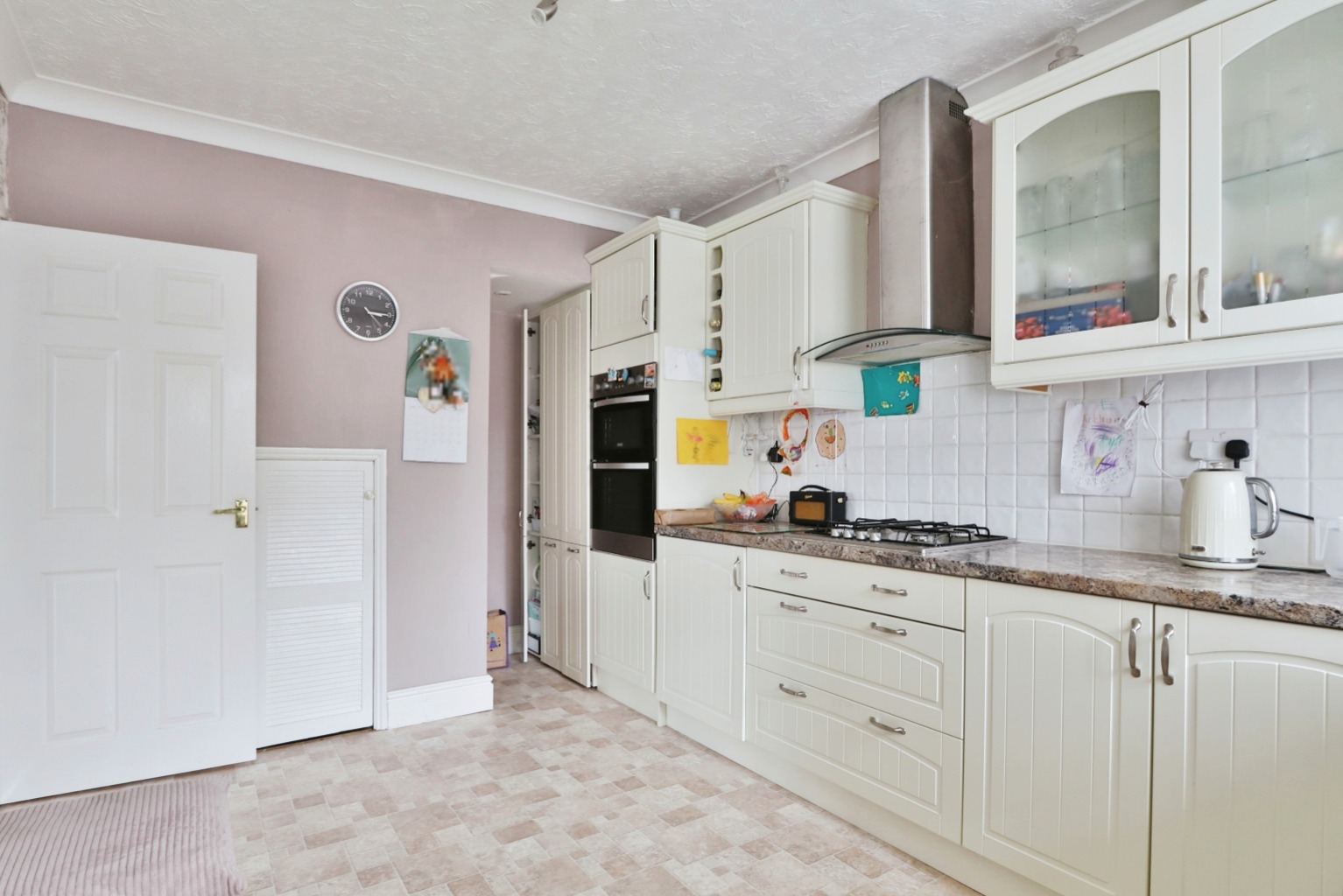4 bed semi-detached house for sale in Langdale Drive, Hull  - Property Image 3