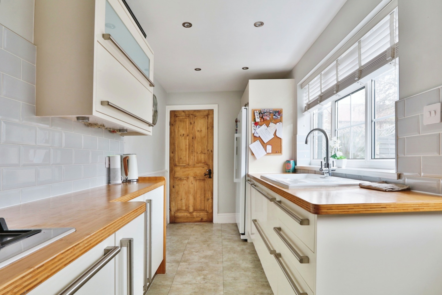 3 bed terraced house for sale in Kirk Road, Hull  - Property Image 2