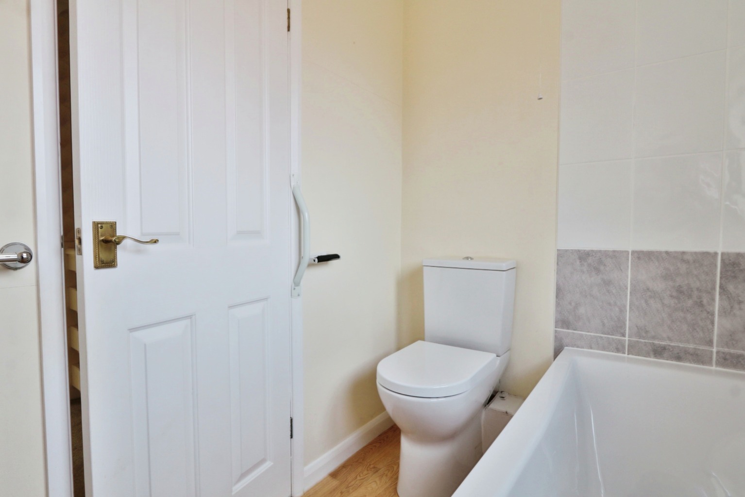 2 bed terraced house for sale in Northside, Hull  - Property Image 7