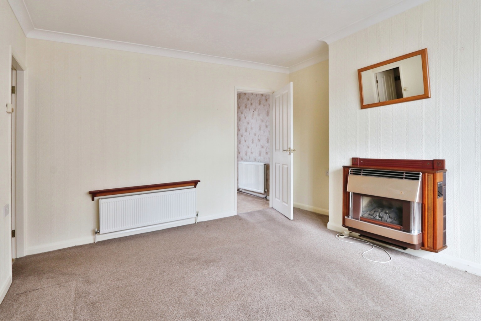 2 bed terraced house for sale in Northside, Hull  - Property Image 3