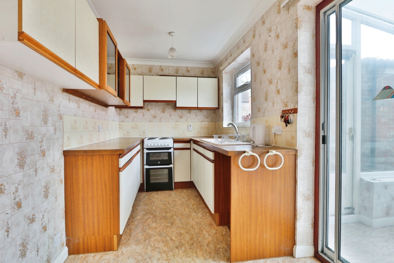 2 bed terraced house for sale in Northside, Hull  - Property Image 4