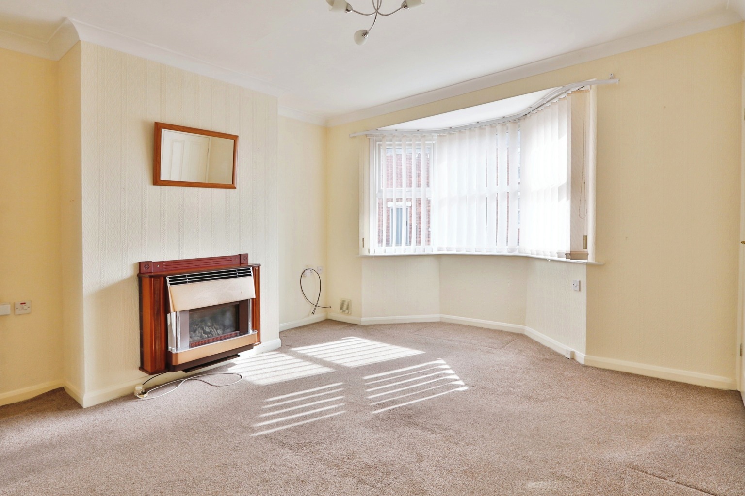 2 bed terraced house for sale in Northside, Hull  - Property Image 2