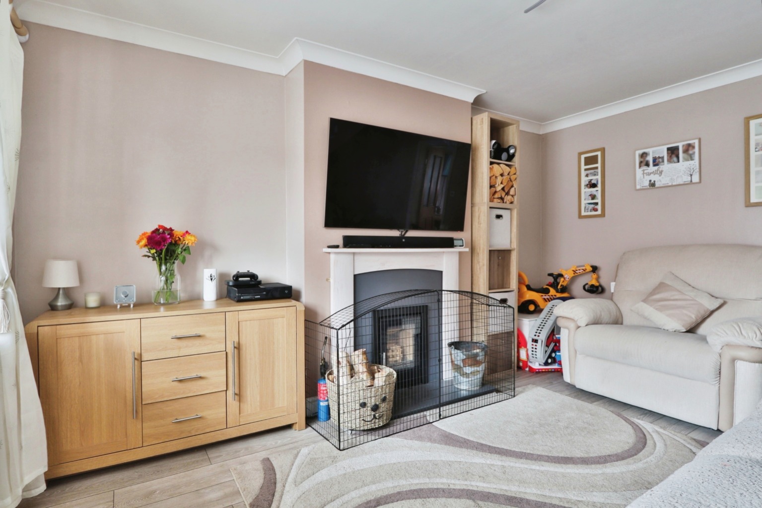 2 bed semi-detached house for sale in Elm Avenue, Hull  - Property Image 3