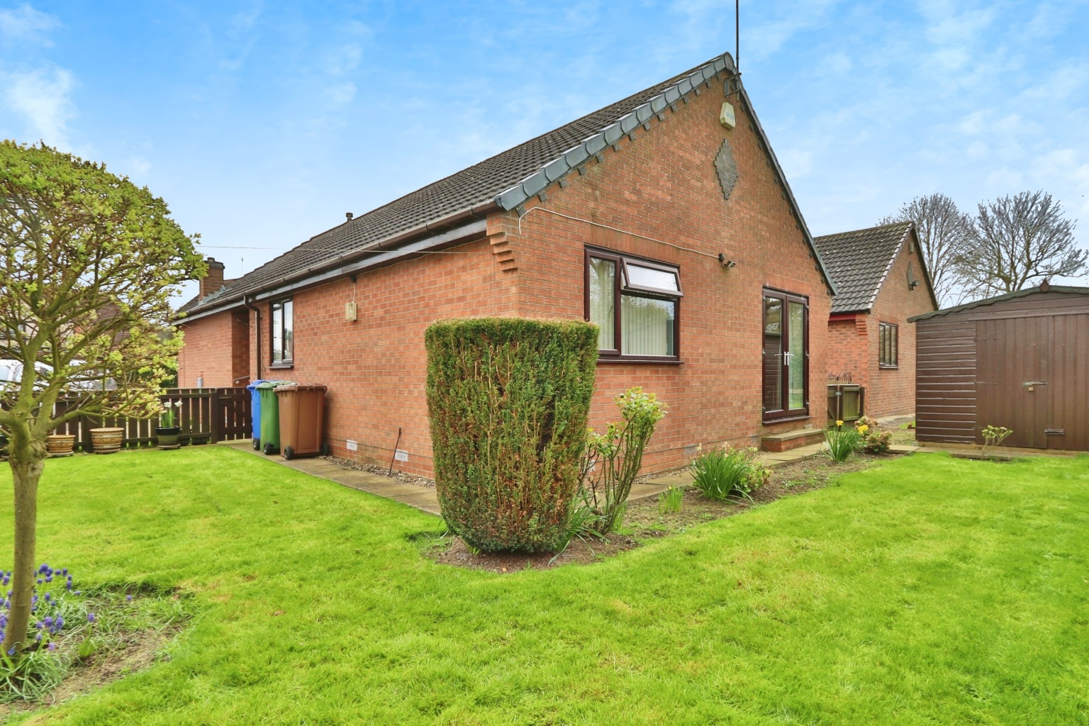 3 bed detached bungalow for sale in The Woodlands, Hull  - Property Image 15
