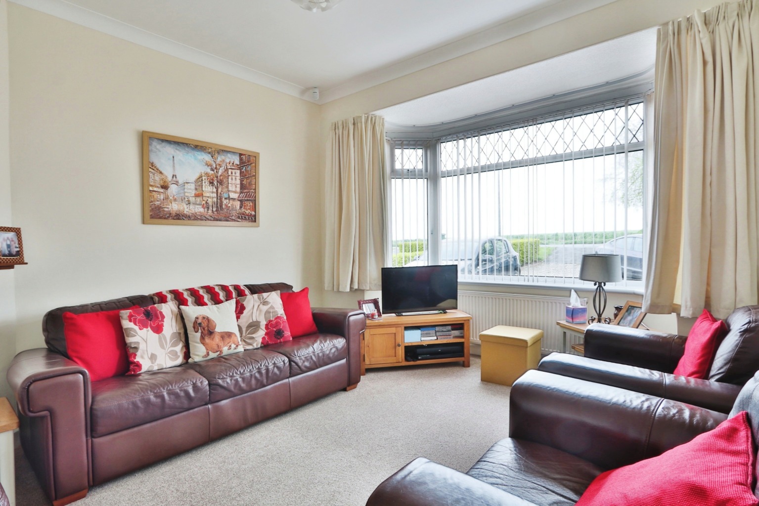 3 bed detached bungalow for sale in Bridge Bungalows, Hull  - Property Image 7