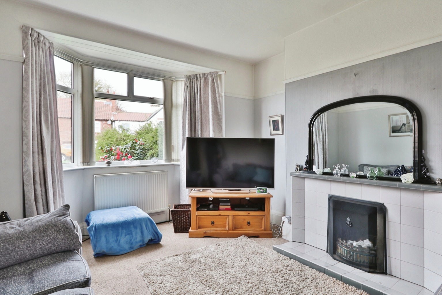 3 bed semi-detached house for sale in Sheriff Highway, Hull  - Property Image 2