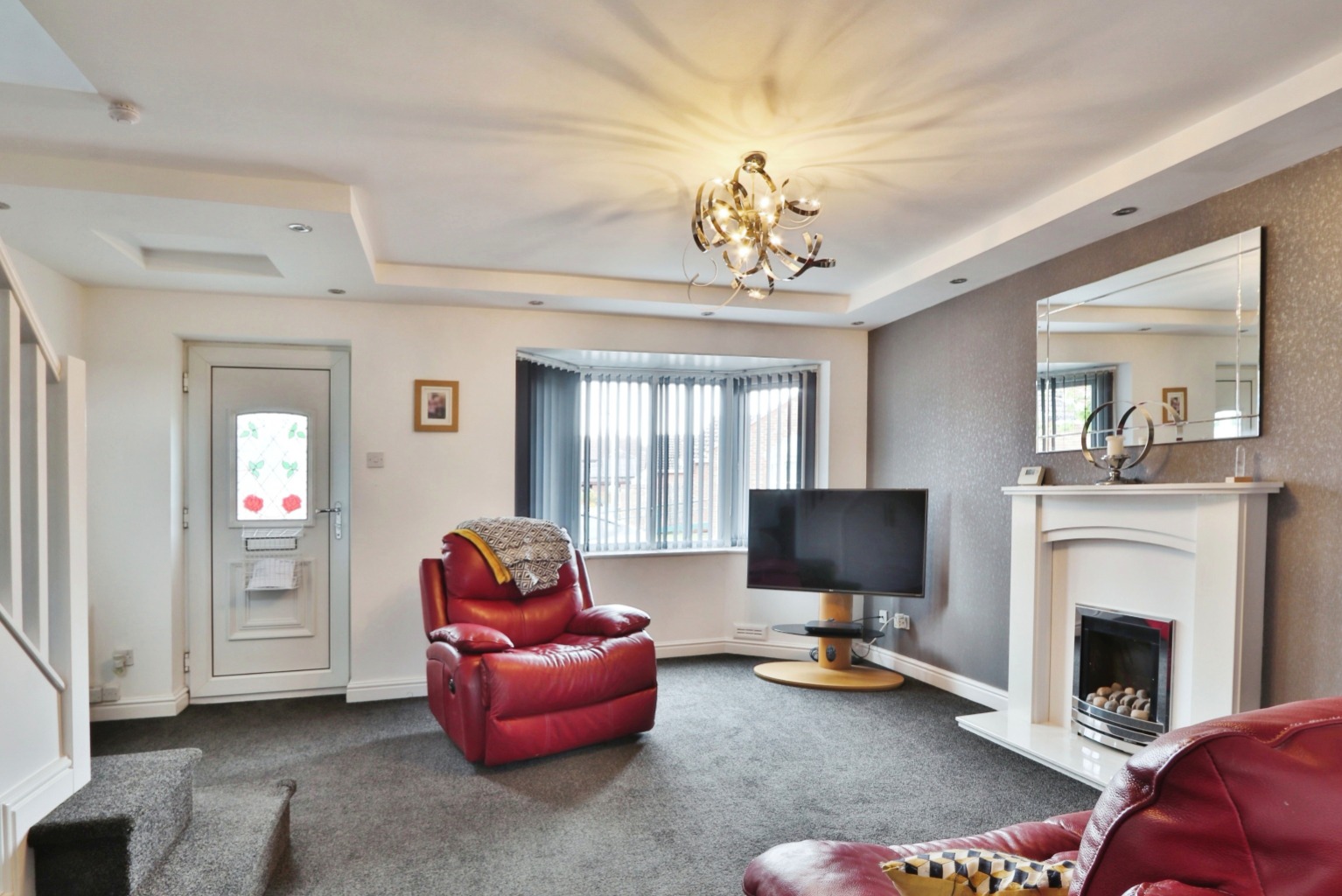 3 bed semi-detached house for sale in Red House Farm, Hull  - Property Image 2