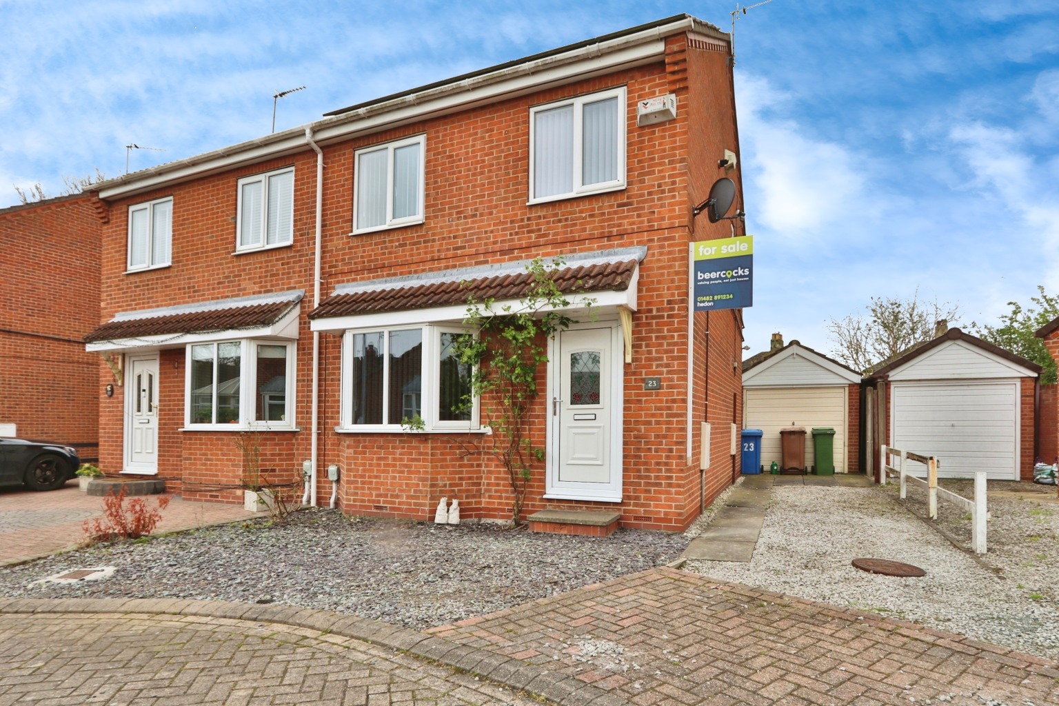 3 bed semi-detached house for sale in Red House Farm, Hull  - Property Image 1