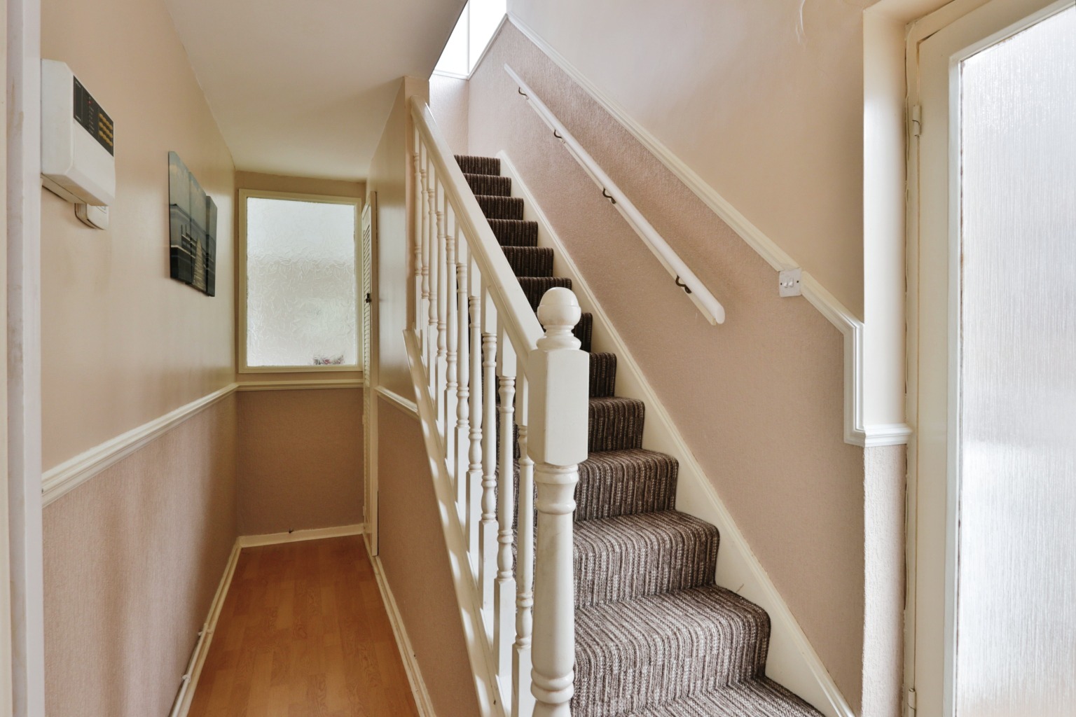 3 bed end of terrace house for sale in Axminster Close, Hull  - Property Image 7