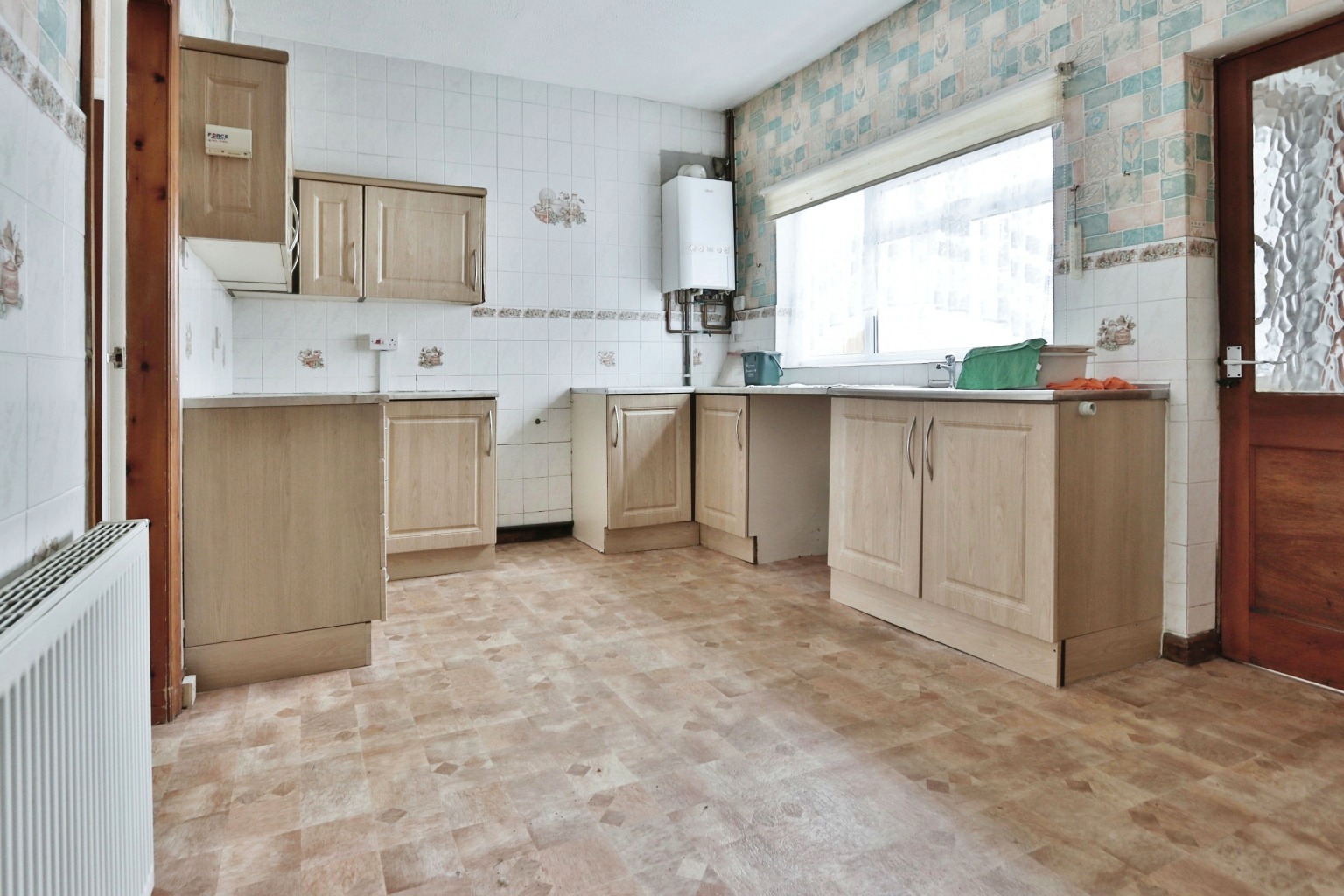 3 bed end of terrace house for sale in Lorraine Street, Hull  - Property Image 2