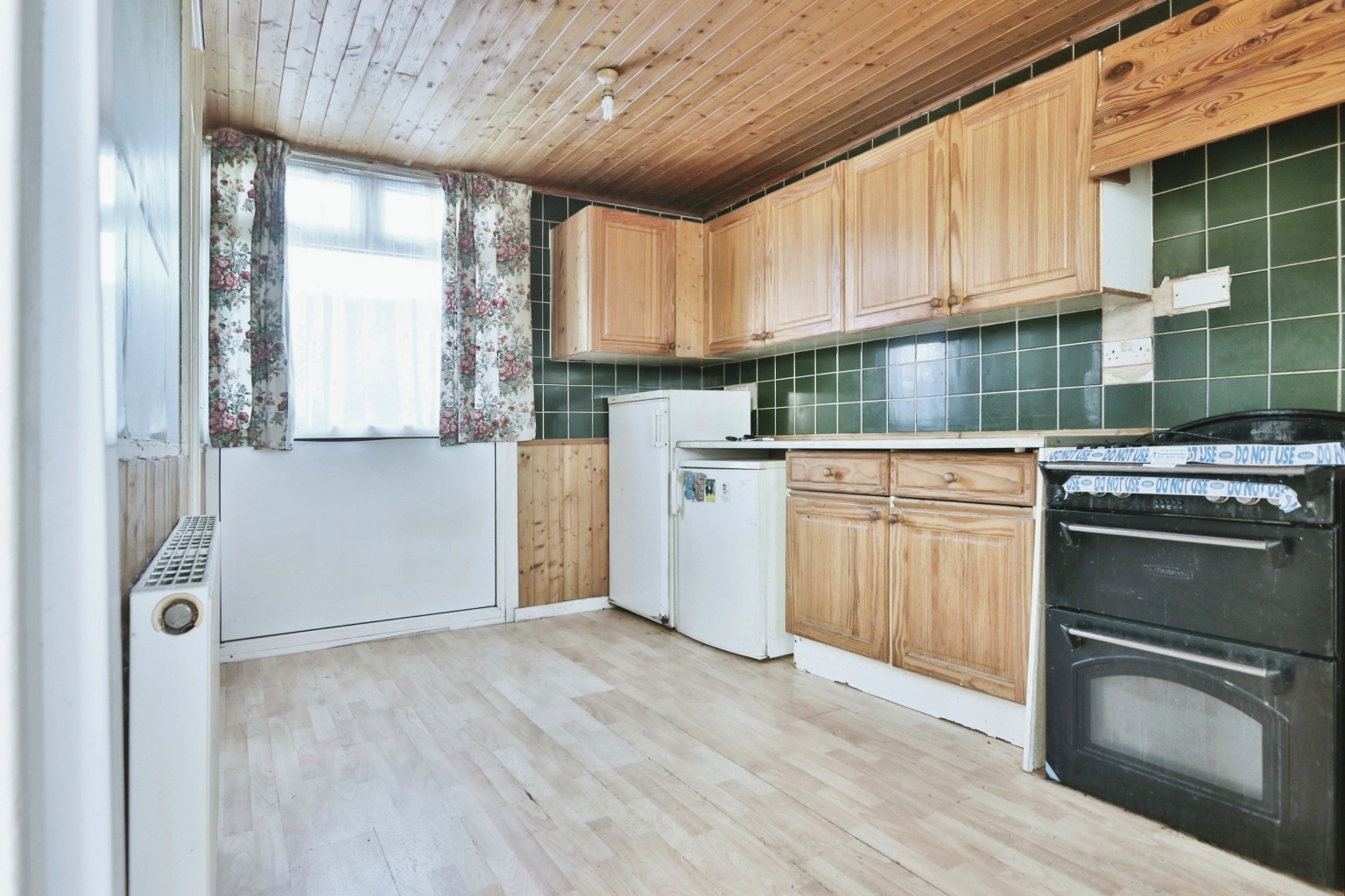 3 bed terraced house for sale in Cleeve Drive, Hull  - Property Image 3