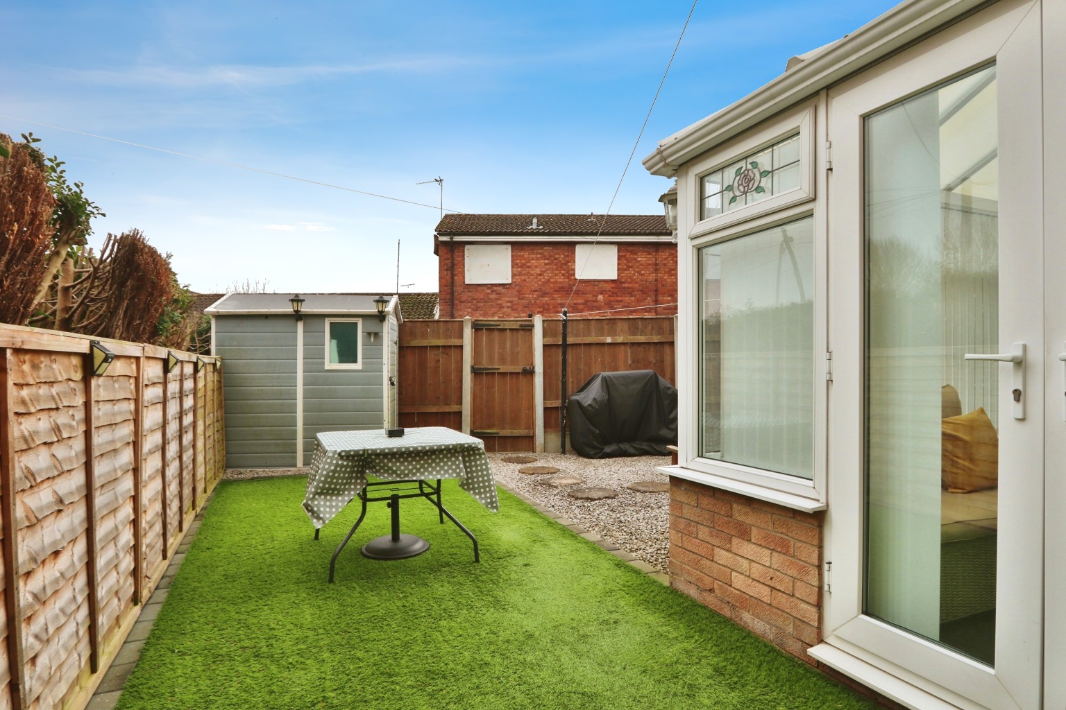 2 bed terraced house for sale in Lapwing Close, Hull  - Property Image 16