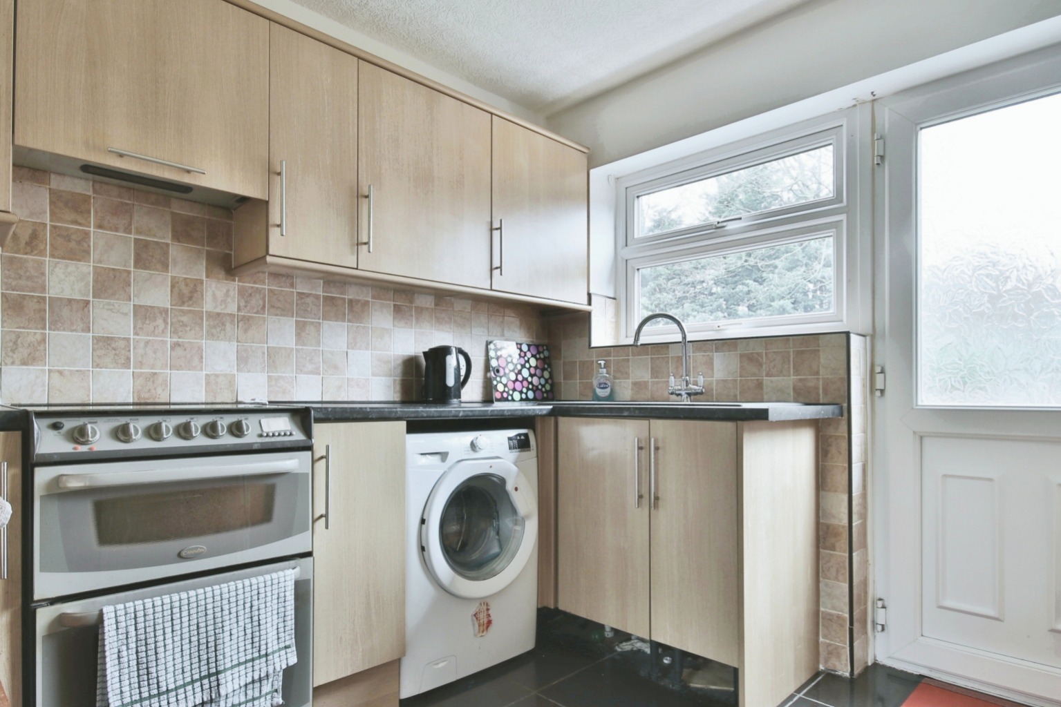 3 bed terraced house for sale in Beech Avenue, Hull  - Property Image 4