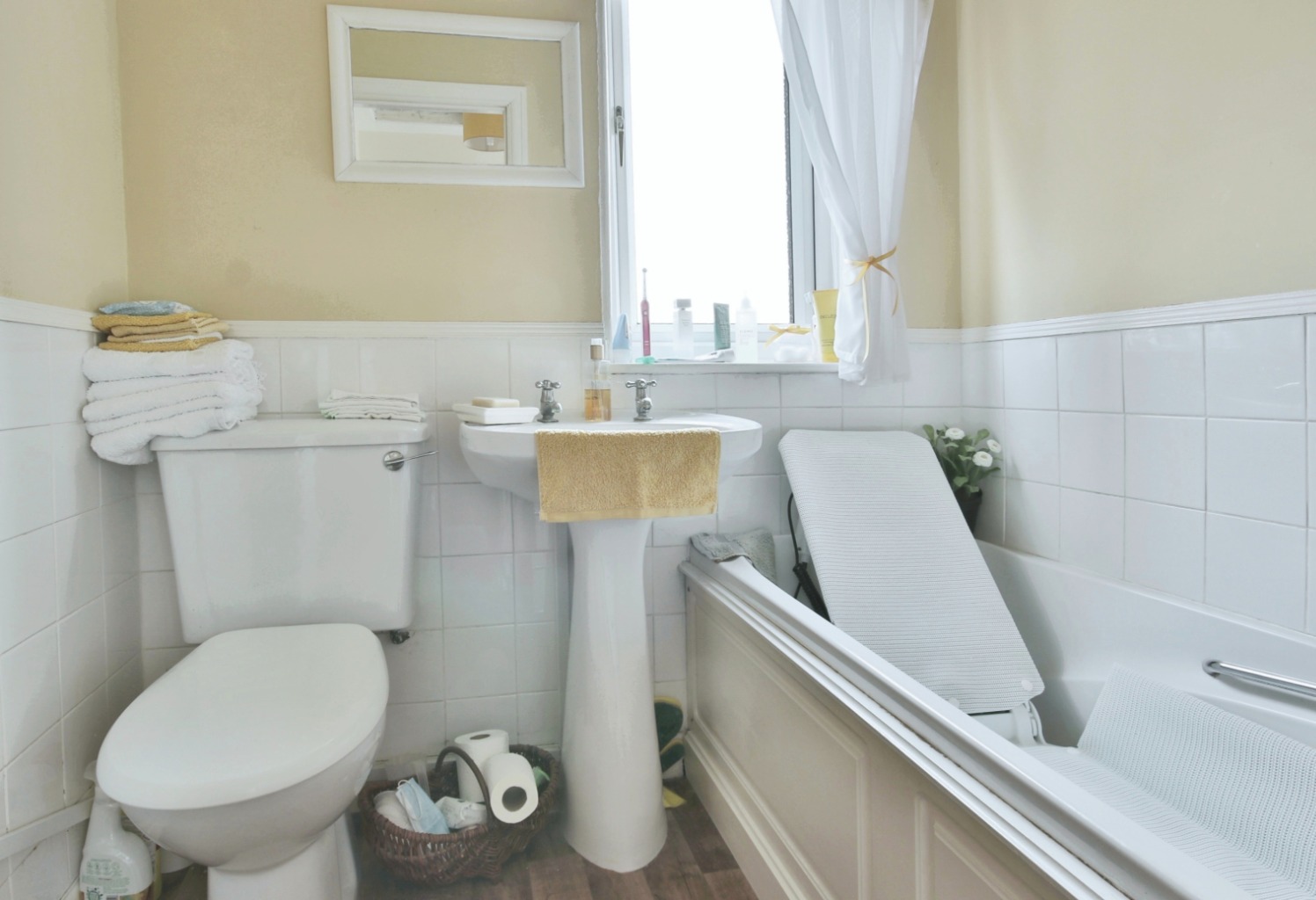 3 bed end of terrace house for sale in James Reckitt Avenue, Hull  - Property Image 7