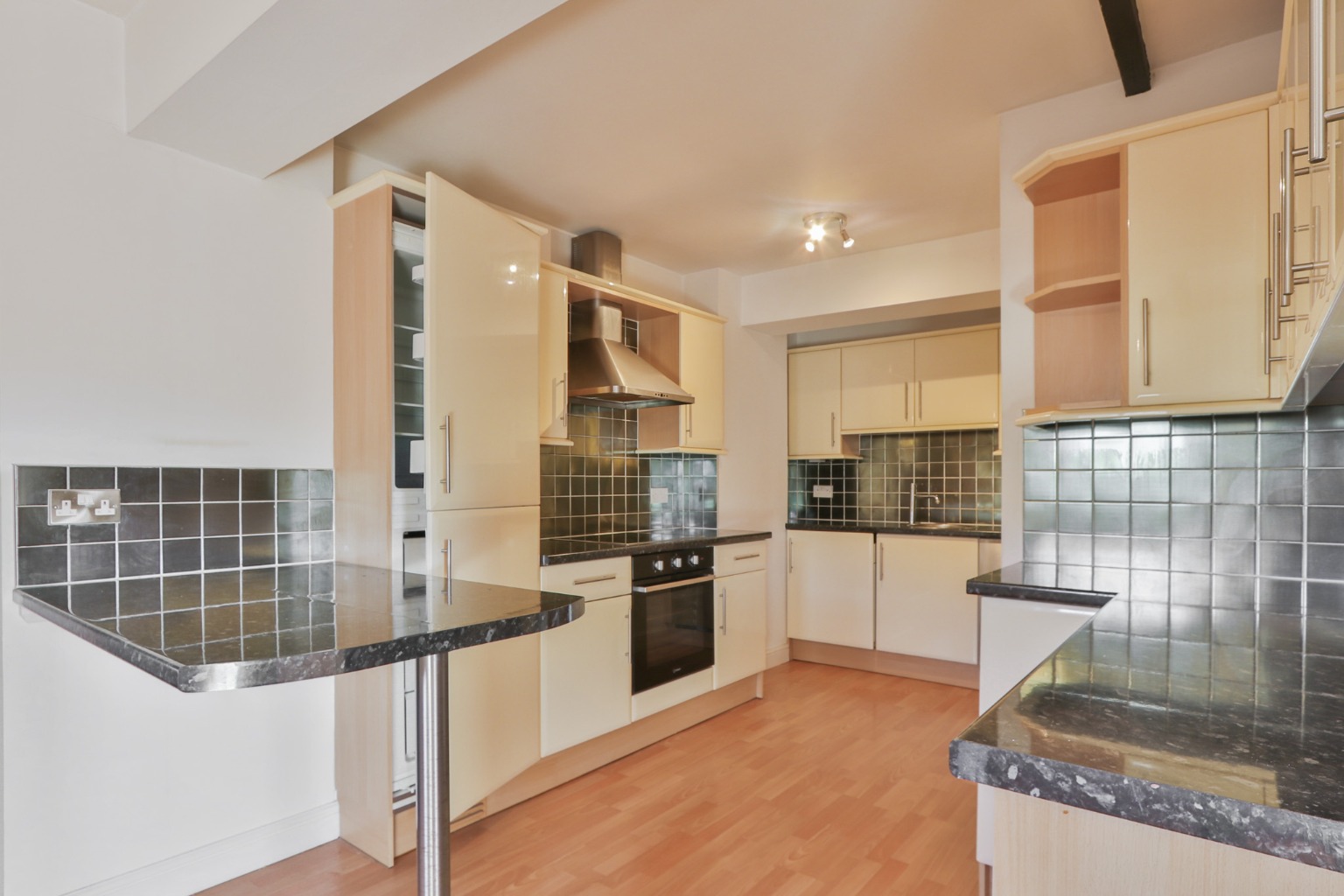 1 bed flat for sale in High Street, Hull  - Property Image 1