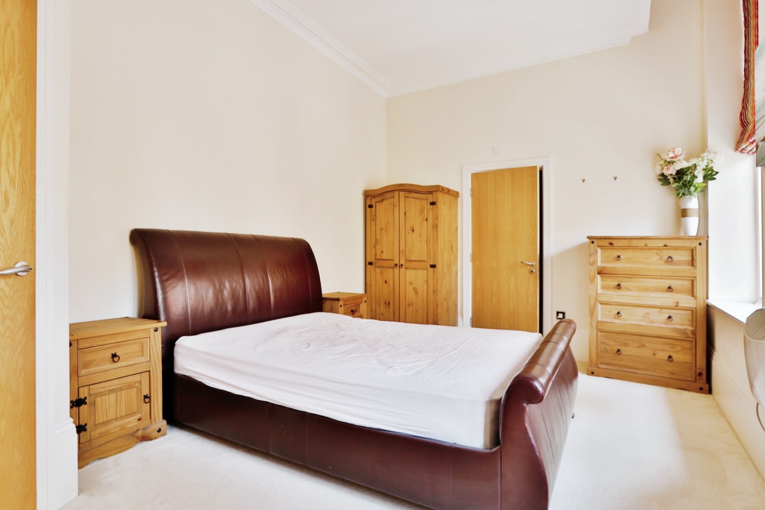 2 bed flat for sale in Jameson Street, Hull  - Property Image 6