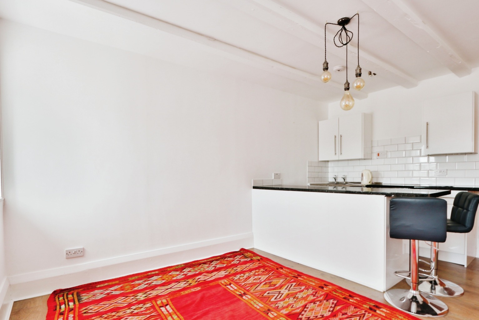 Studio flat for sale in High Street, Hull  - Property Image 7