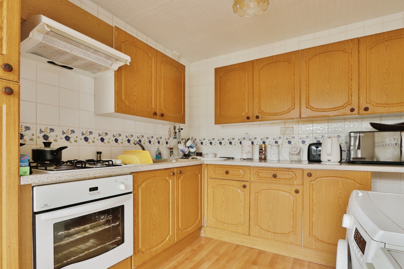 2 bed semi-detached bungalow for sale in Sextant Road, Hull  - Property Image 4