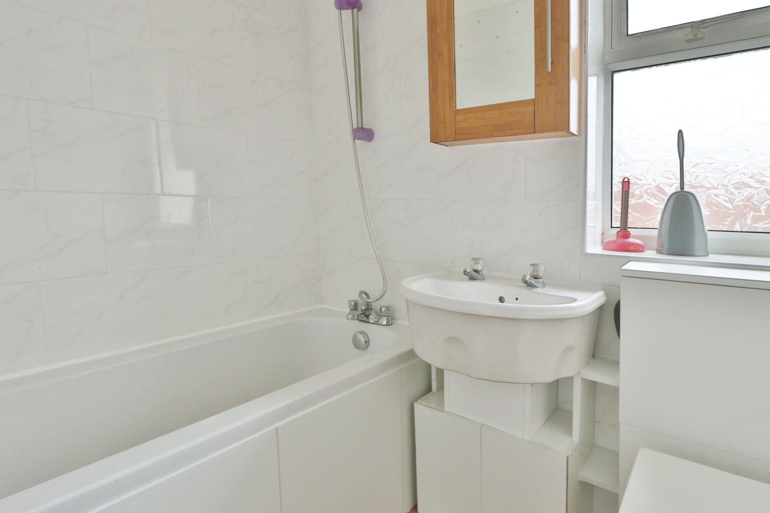 2 bed terraced house for sale in Cranbrook Avenue, Hull  - Property Image 5