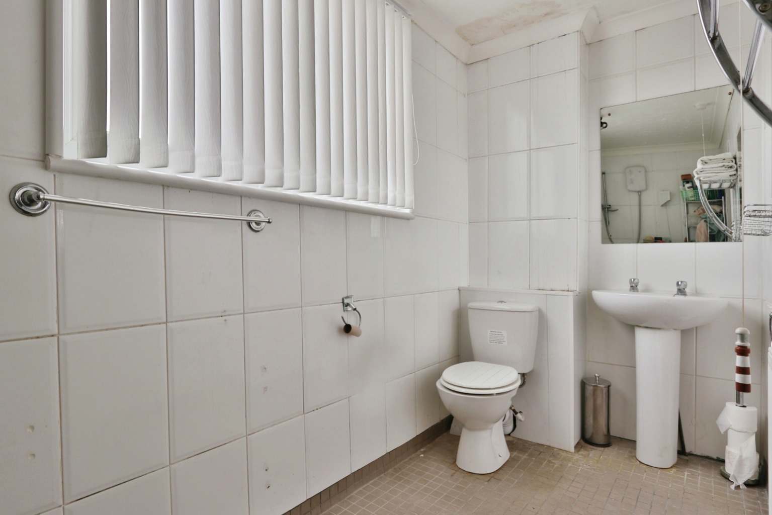 3 bed end of terrace house for sale in Axdane, Hull  - Property Image 8