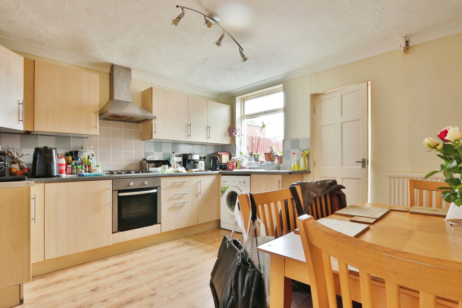 2 bed end of terrace house for sale in Carrington Street, Hull  - Property Image 2