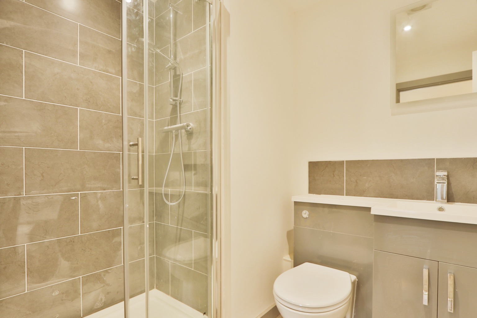 2 bed flat for sale in George Street, Hull  - Property Image 4
