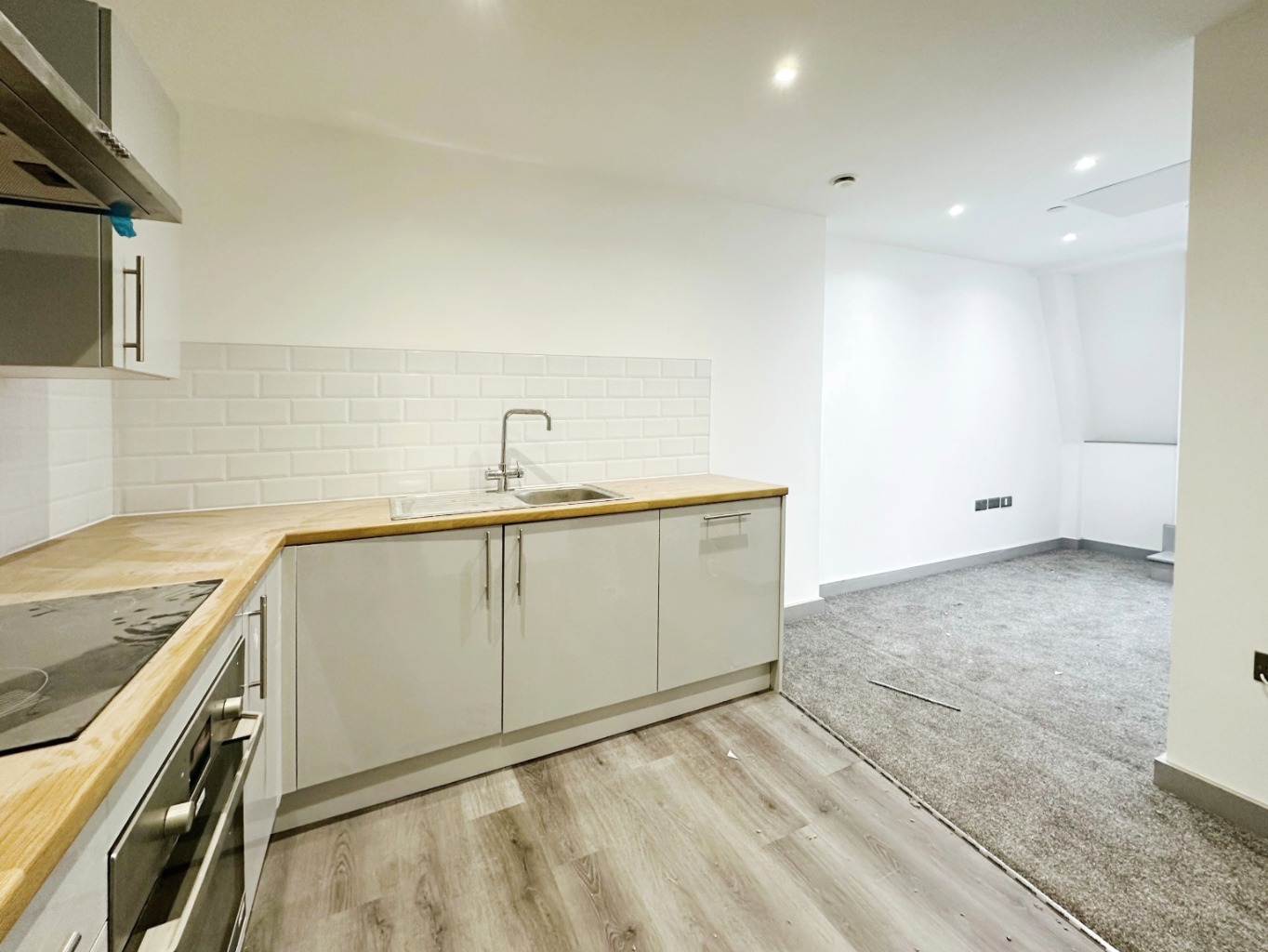 1 bed flat for sale in George Street, Hull  - Property Image 2
