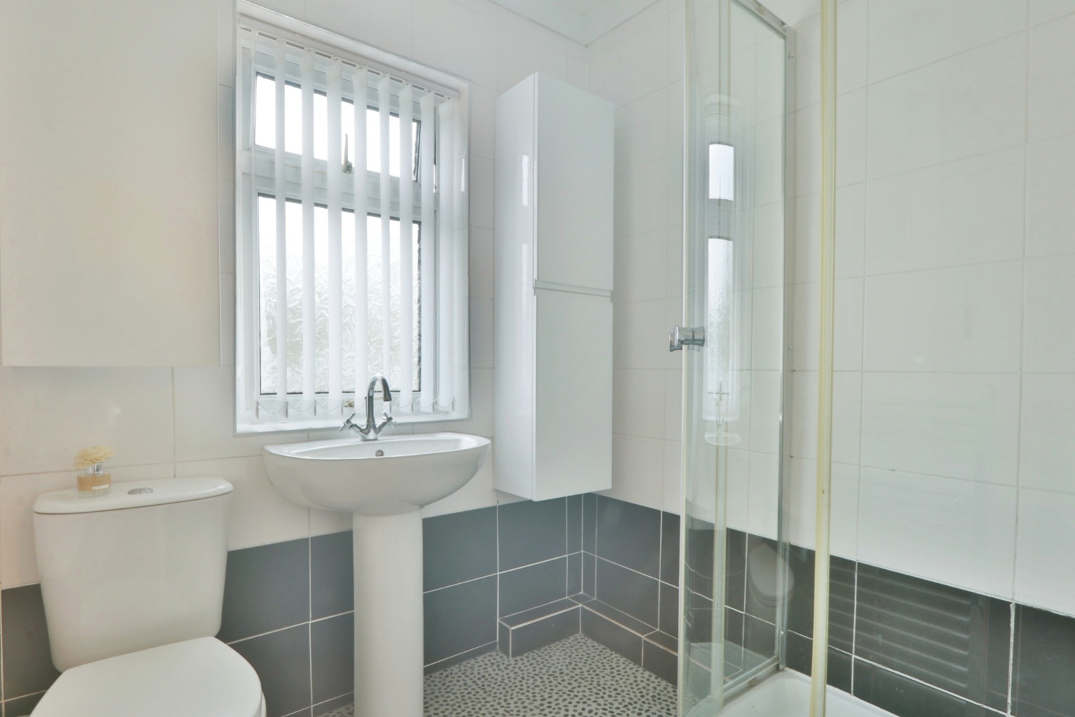 3 bed terraced house for sale in Claremont Avenue, Hull  - Property Image 14