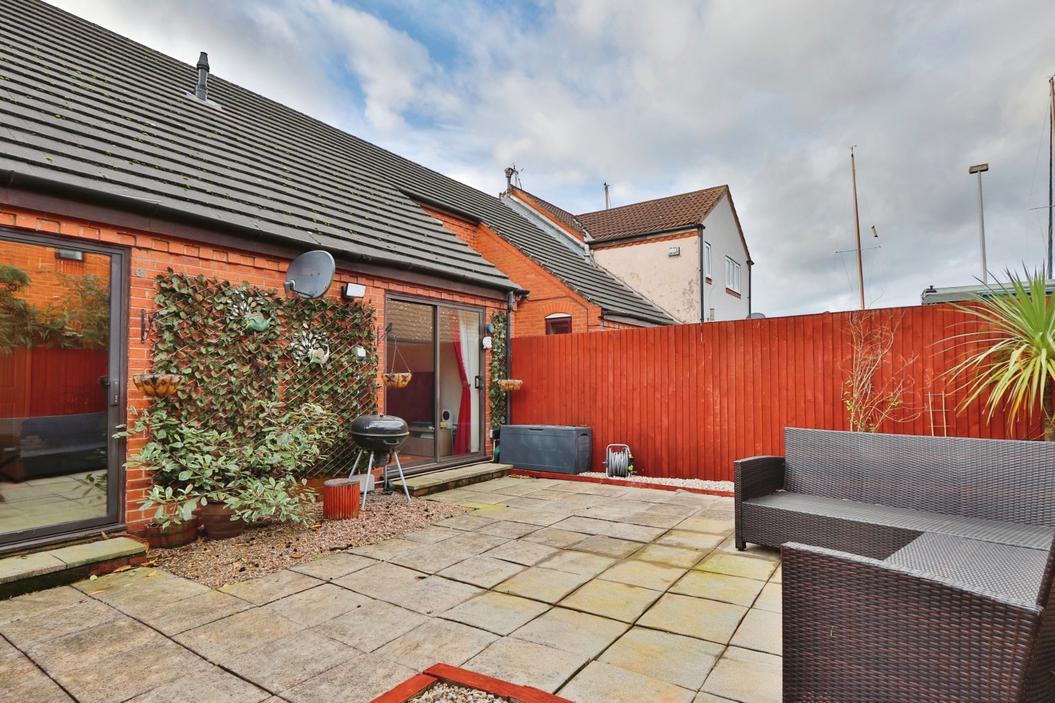 2 bed terraced house for sale in Boatswain Croft, Hull  - Property Image 15