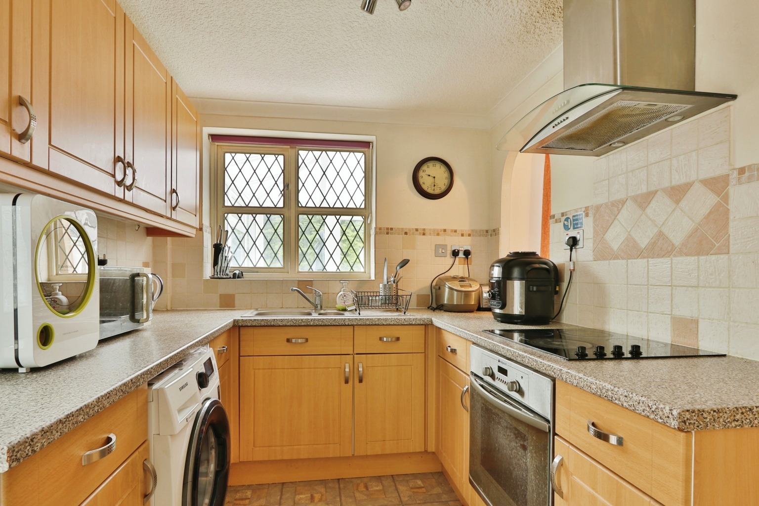 3 bed detached house for sale in Plowden Road, Hull  - Property Image 2