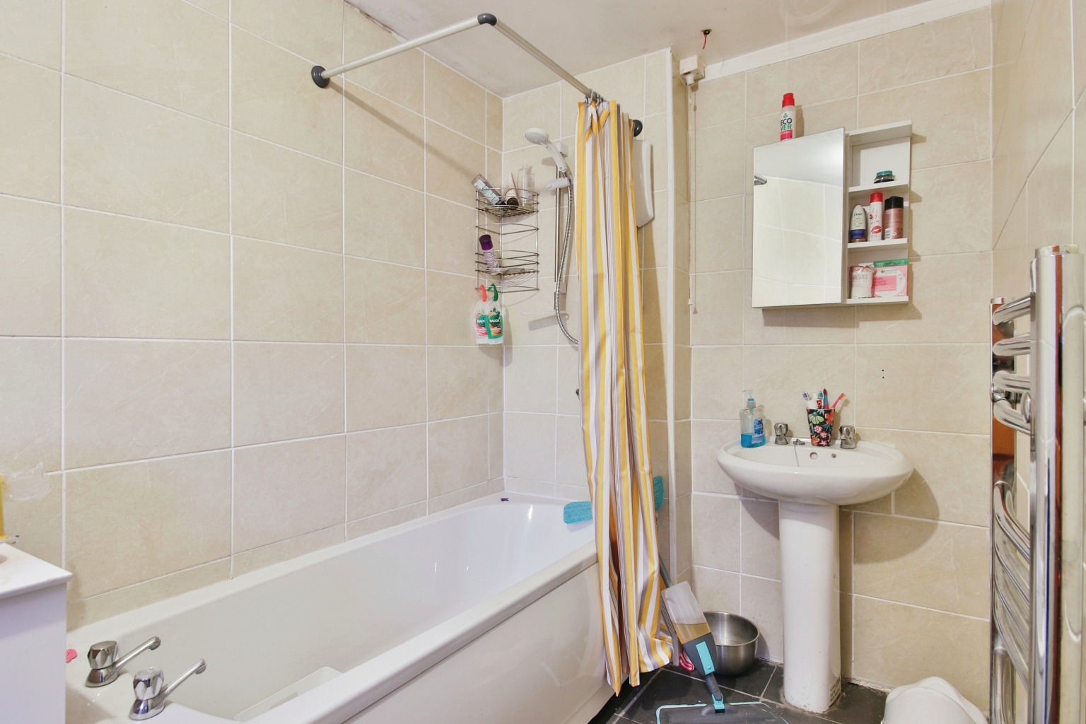 3 bed terraced house for sale in Anlaby Road, Hull  - Property Image 9