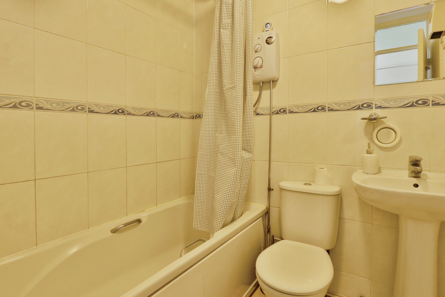 2 bed flat for sale in High Street, Hull  - Property Image 8