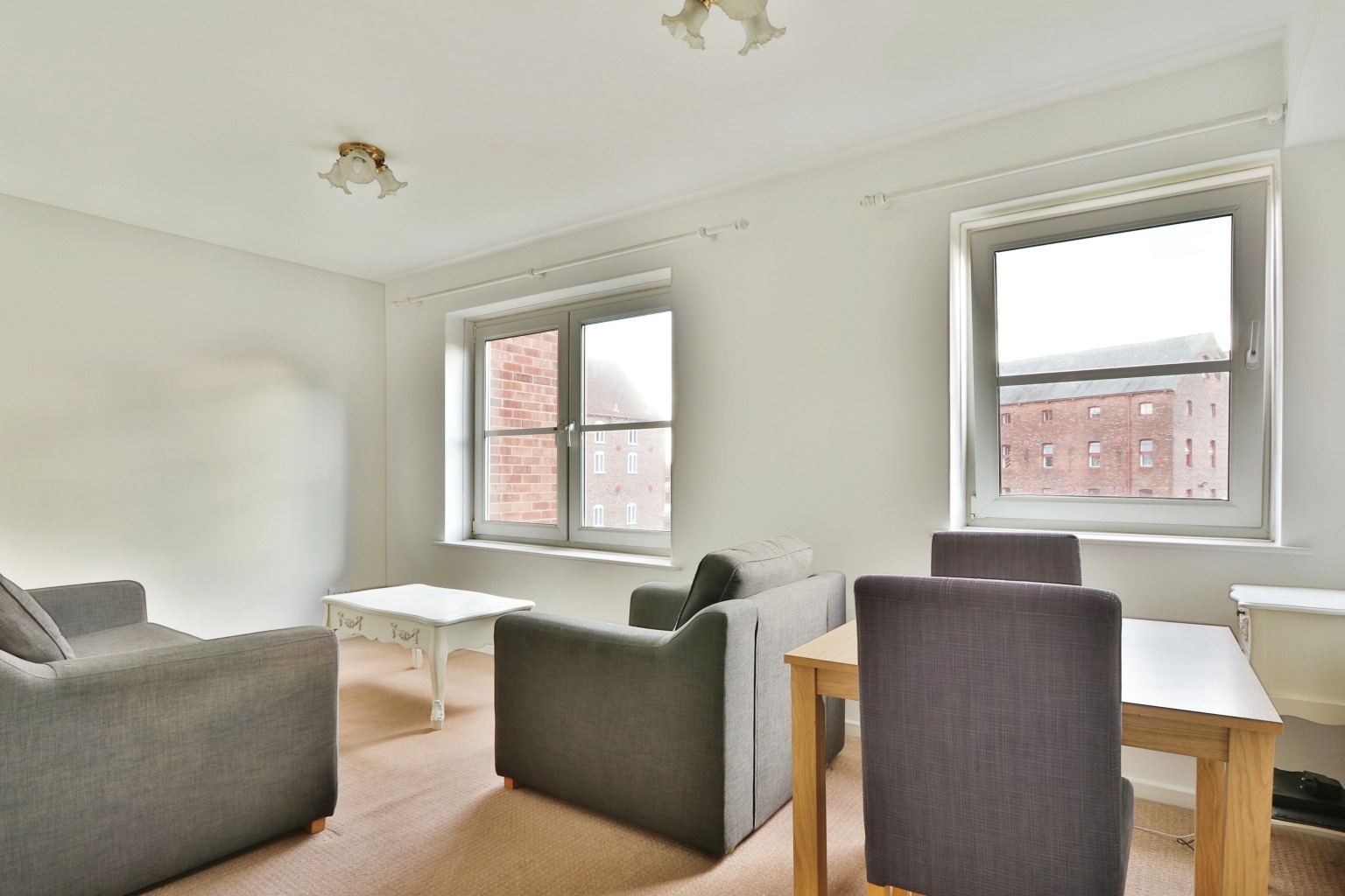 2 bed flat for sale in High Street, Hull  - Property Image 4