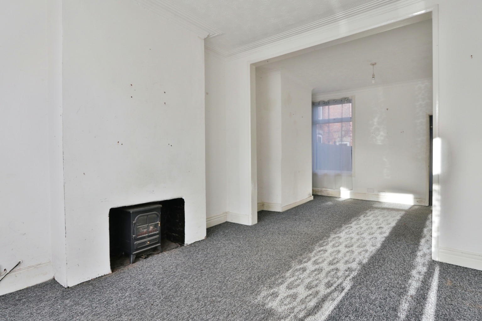 3 bed end of terrace house for sale in Goddard Avenue, Hull  - Property Image 3