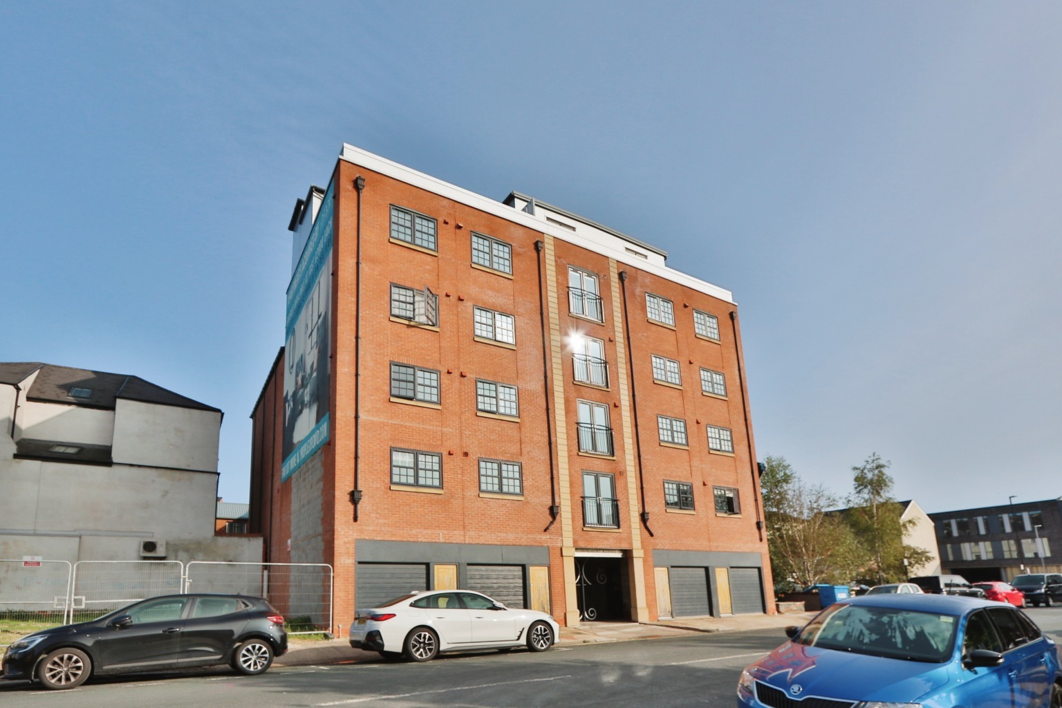 1 bed flat for sale in Wellington Street, Hull  - Property Image 1