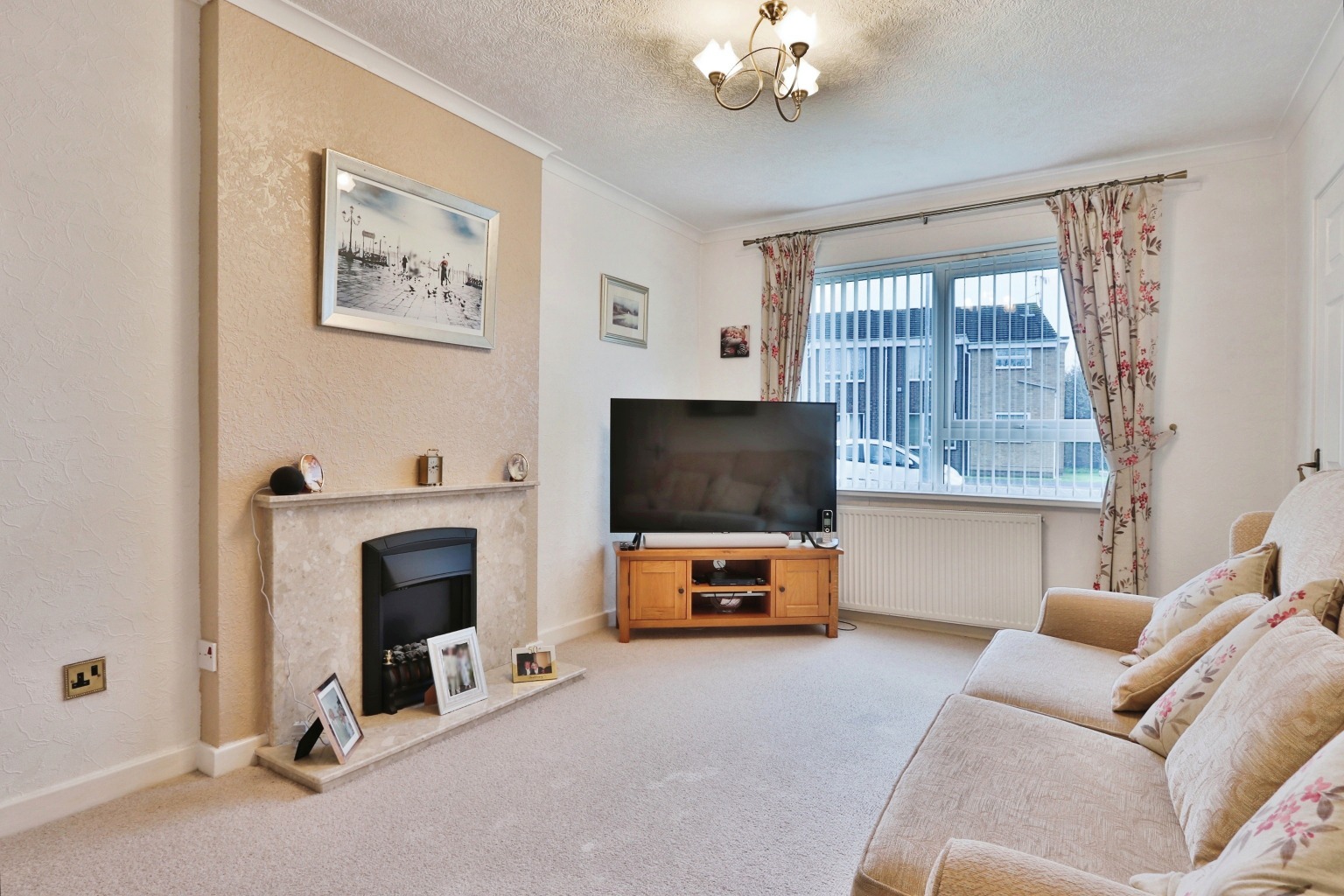 2 bed ground floor flat for sale in Gullane Drive, Hull  - Property Image 3