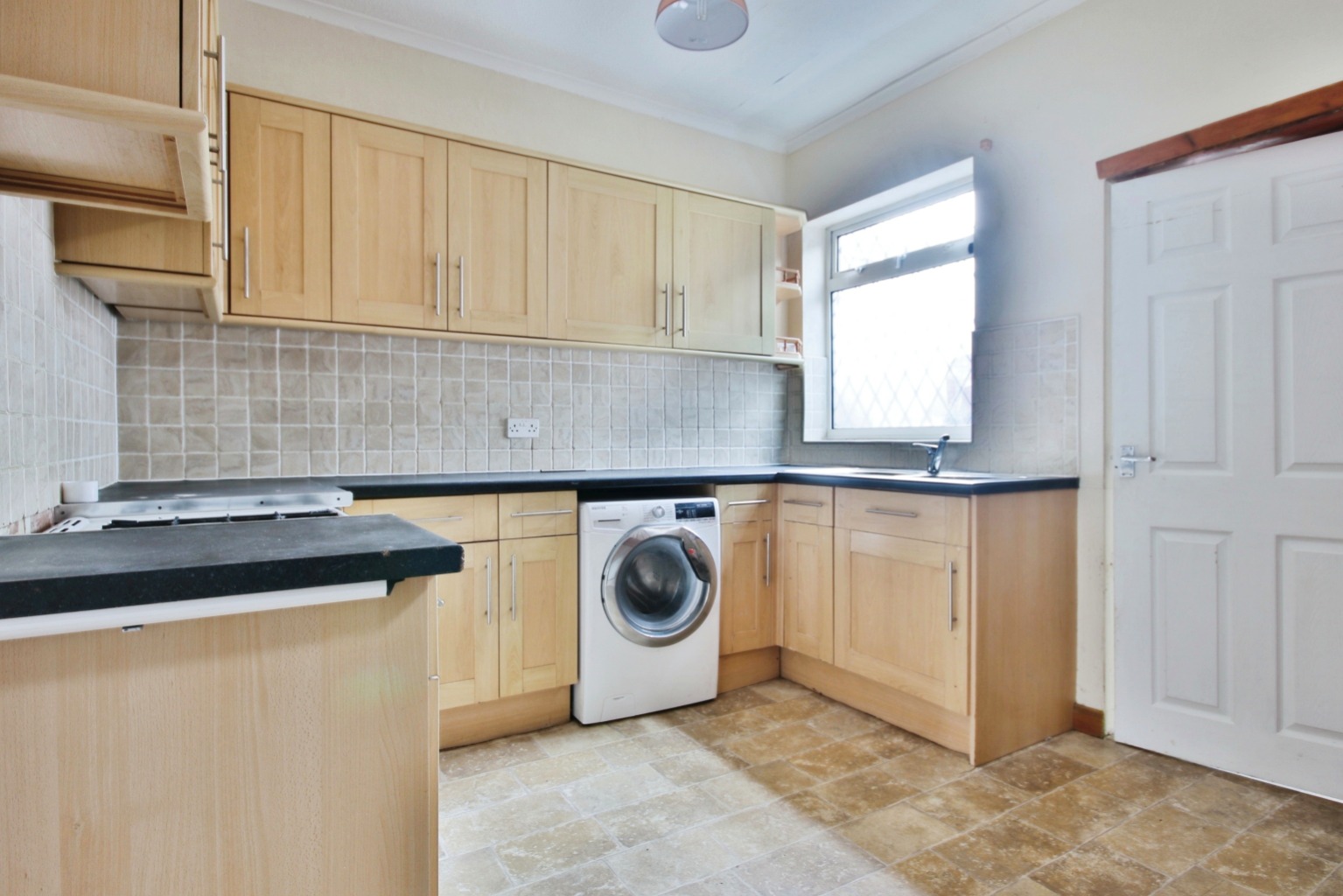 2 bed terraced house for sale in Manvers Street, Hull  - Property Image 4