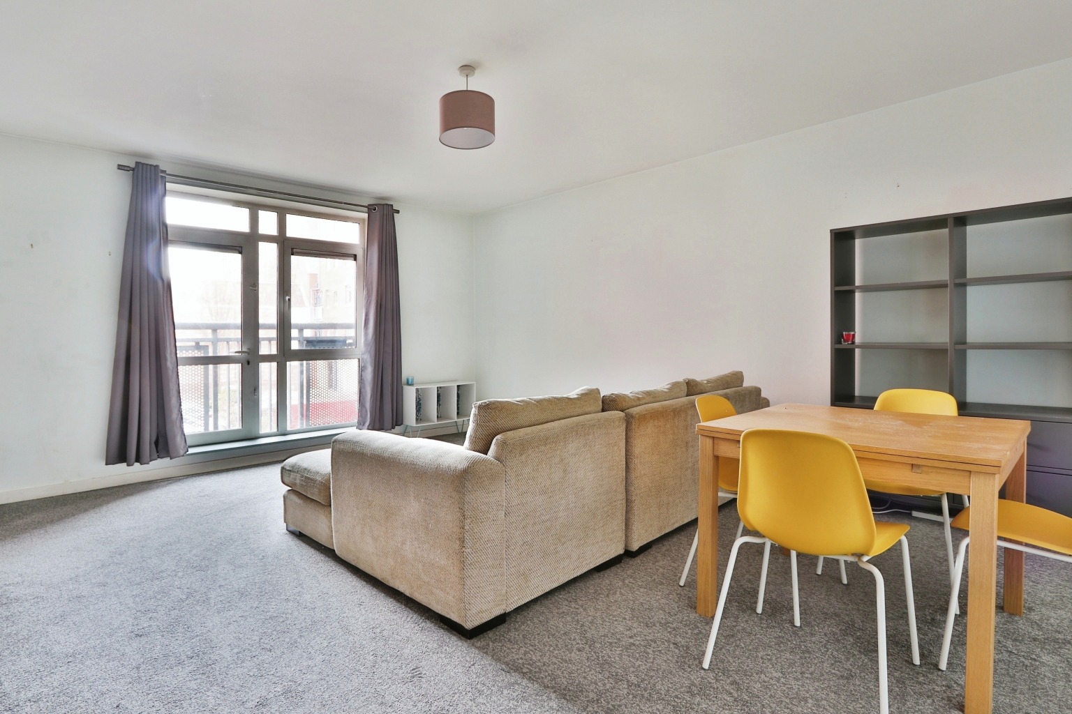 2 bed flat for sale in Trinity Wharf, Hull  - Property Image 3