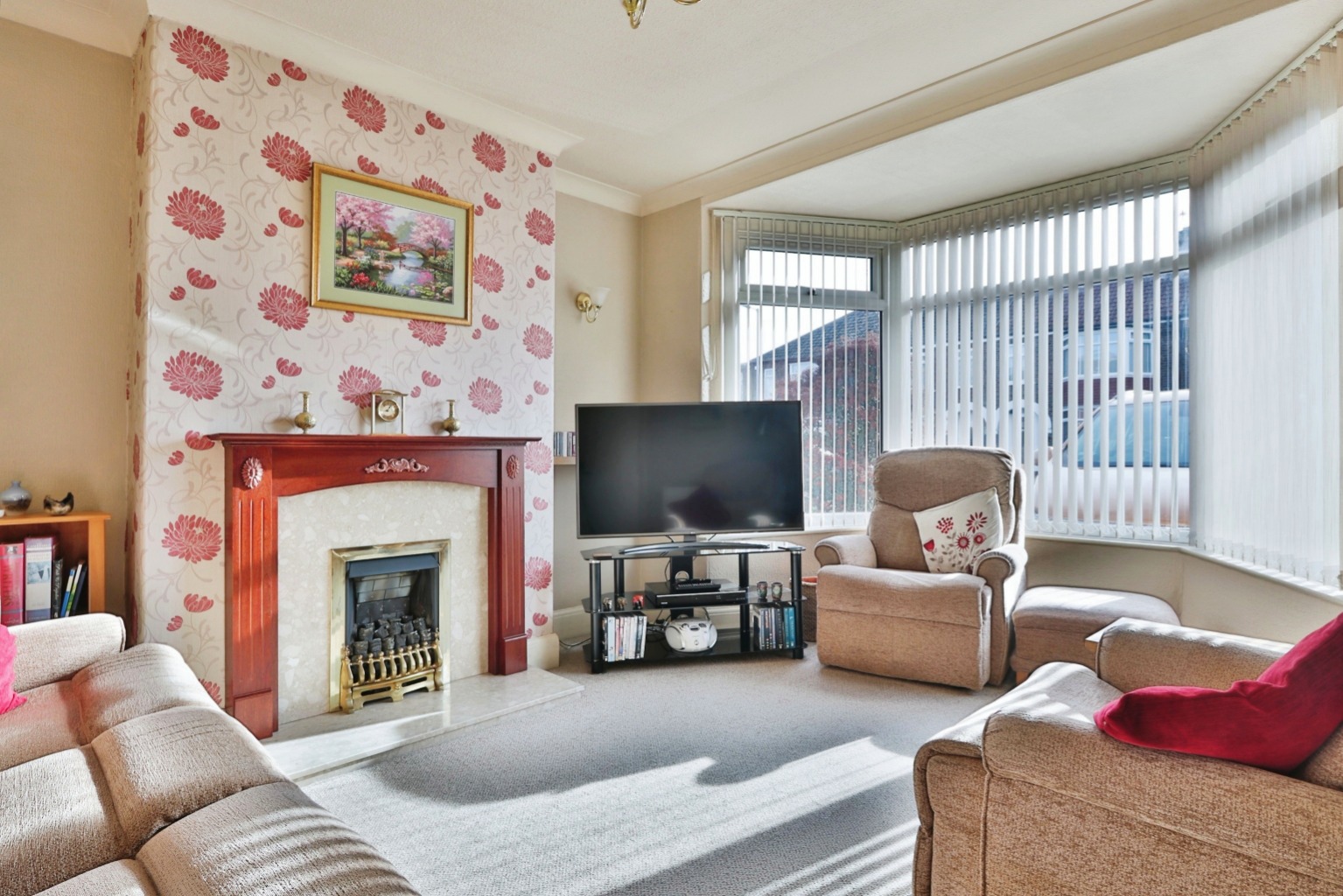 3 bed end of terrace house for sale in Ancaster Avenue, Hull  - Property Image 2