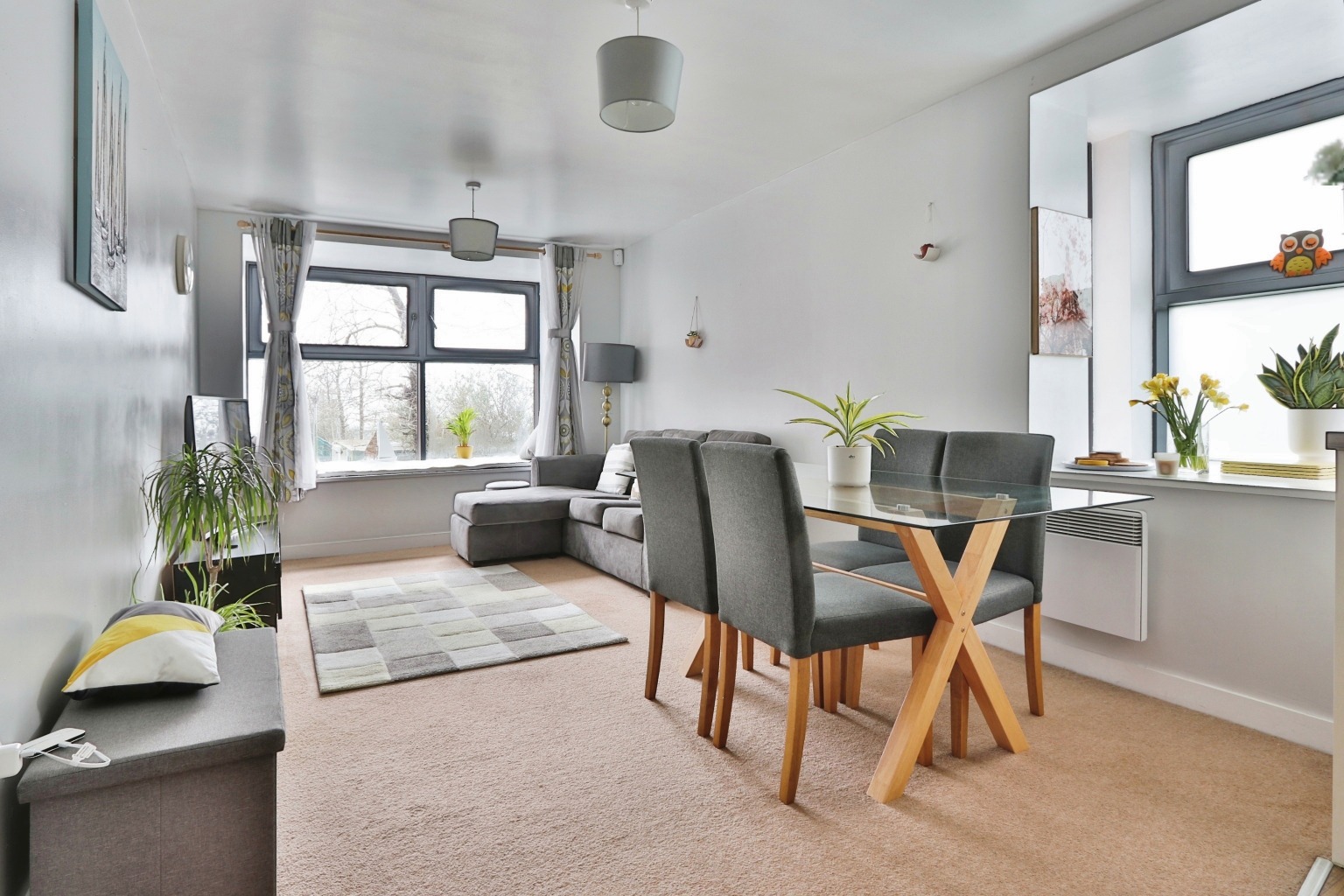 2 bed flat for sale in Wellington Street West, Hull  - Property Image 3