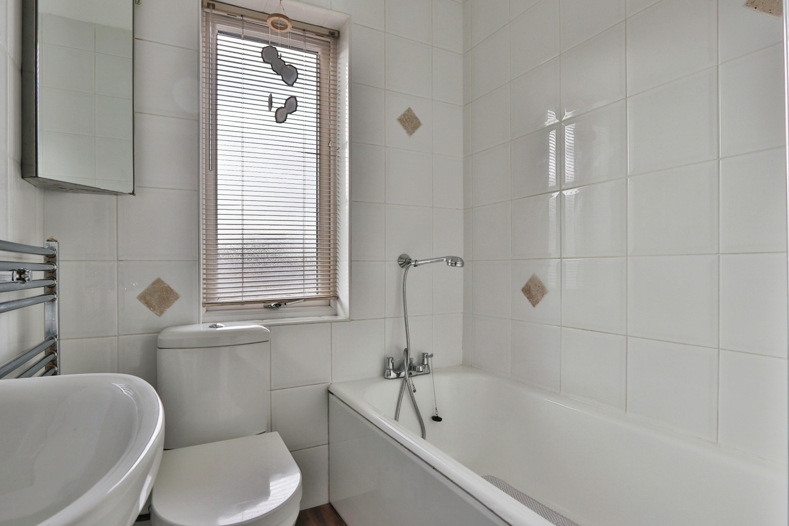 4 bed terraced house for sale in Etherington Drive, Hull  - Property Image 12