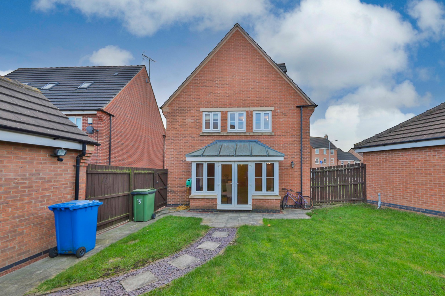 5 bed detached house for sale in Ruskin Way, Brough  - Property Image 16
